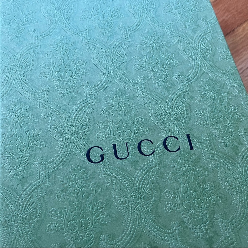 Gucci Box - Picture 10 of 13